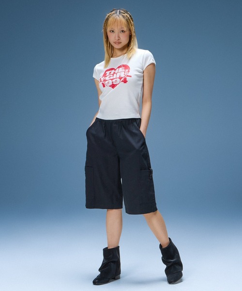 X-girl(エックスガール)の「GRUNGE HEART S/S BABY TEE(Tシャツ/カットソー・レディース・ブラック/ホワイト・S/M)」の4枚目の写真