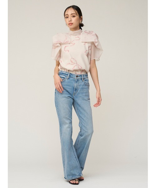 SNIDEL（スナイデル）の「Sustainableリボンライクオーガンシースルーブラウス（シャツ/ブラウス・レディース・オフホワイト/ブラック/ライトピンク・F）」の14枚目の写真