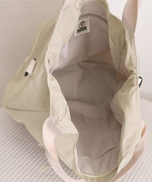 Miniministore(ミニミニストア)の「ナイロンショルダーバッグ大容量トート軽量(トートバッグ・レディース・ブラック/アイボリー/カーキ/キャメル・FREE)」の21枚目の写真