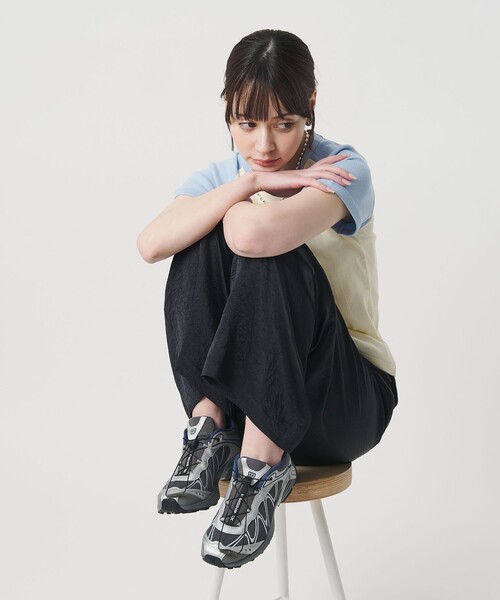 SALOMON(サロモン)の「<Salomon>XT-WHISPER スニーカー(スニーカー・レディース・ダークグレー・23.5cm/24cm/24.5cm/23cm/25cm)」の4枚目の写真