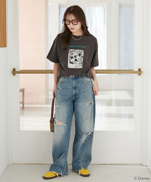 PUBLUX（パブリュクス）の「PUBLUX/パブリュクス Mickey Mouse & Minnie Mouse/ミッキーマウス & ミニーマウス/ 落書き風 フォトアート Tシャツ　限定展開（Tシャツ/カットソー・レディース・チャコールグレー/オフホワイト/イエロー/ネイビー・ﾌﾘ-）」の11枚目の写真