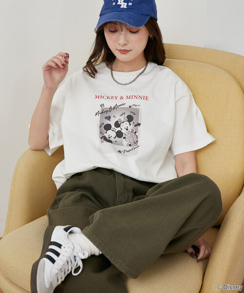 PUBLUX（パブリュクス）の「PUBLUX/パブリュクス Mickey Mouse & Minnie Mouse/ミッキーマウス & ミニーマウス/ 落書き風 フォトアート Tシャツ　限定展開（Tシャツ/カットソー・レディース・チャコールグレー/オフホワイト/イエロー/ネイビー・ﾌﾘ-）」の15枚目の写真