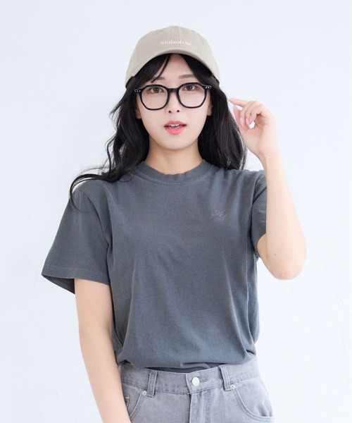 Bonjour Sagan(ボンジュールサガン)の「【&soiree】ピグメントプリントTシャツ(メッセージロゴ)(Tシャツ/カットソー・レディース・ブルー/アイボリー/ブラック・MEDIUM/FREE)」の10枚目の写真