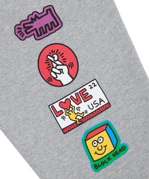 Alpha Industries(アルファインダストリーズ)の「Alpha Industries/アルファインダストリーズ/Keith Haring X Alpha POP SHOP GRAPHIC HOODIE/ キース へリング ポップアップ ショップ グラフィック フーディー(パーカー・メンズ・グレー・MEDIUM/X-LARGE/LARGE/SMALL)」の4枚目の写真