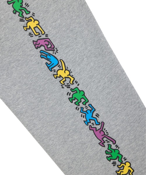 Alpha Industries(アルファインダストリーズ)の「Alpha Industries/アルファインダストリーズ/Keith Haring X Alpha POP SHOP GRAPHIC HOODIE/ キース へリング ポップアップ ショップ グラフィック フーディー(パーカー・メンズ・グレー・MEDIUM/X-LARGE/LARGE/SMALL)」の5枚目の写真