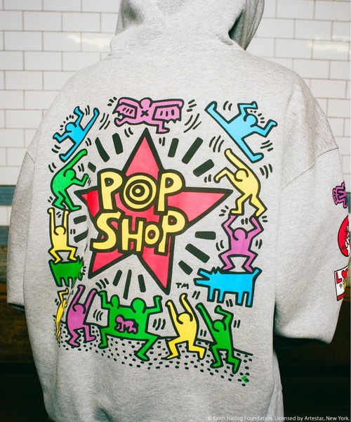 Alpha Industries(アルファインダストリーズ)の「Alpha Industries/アルファインダストリーズ/Keith Haring X Alpha POP SHOP GRAPHIC HOODIE/ キース へリング ポップアップ ショップ グラフィック フーディー(パーカー・メンズ・グレー・MEDIUM/X-LARGE/LARGE/SMALL)」の8枚目の写真