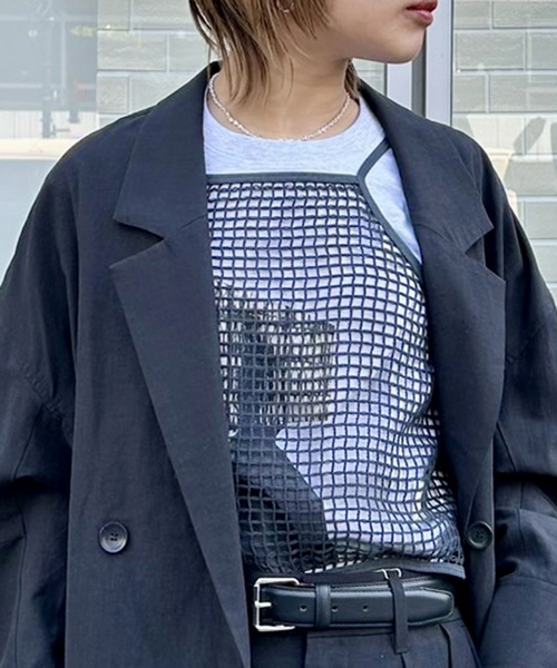 JANE SMITH / JOHN SMITH(ジェーンスミスジョンスミス)の「【JANE SMITH/ジェーンスミス】SQUARE MESH CAMISOLE:キャミソール(キャミソール・レディース・ベージュ/チャコールグレー・38)」の2枚目の写真