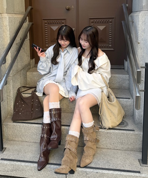 mellowneon(メロウネオン)の「ベルトショートブーツ(ブーツ・レディース・ベージュ/ブラウン・SMALL/MEDIUM/LARGE)」の17枚目の写真