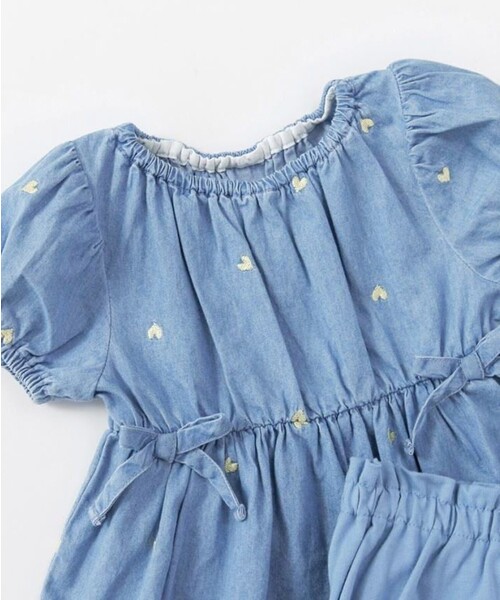 BRANSHES（ブランシェス）の「【おそろい】ハート刺しゅうデニムトップス＆ブルマセット（その他ベビー用品・キッズ・ブルー/サックスブルー・80/70）」の4枚目の写真