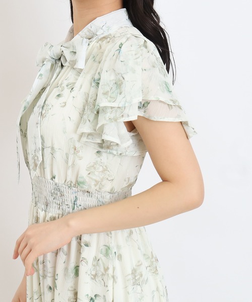 ASTORIA ODIER(アストリアオディール)の「花柄リボンタイワンピース(ワンピース・レディース・ベージュ/ラベンダー・SMALL/MEDIUM)」の20枚目の写真