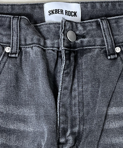 SK8ER ROCK(スケーターロック)の「Patchwork Denim Wide Pants ((charcoal))(デニムパンツ・レディース・その他・SMALL/MEDIUM/LARGE)」の3枚目の写真