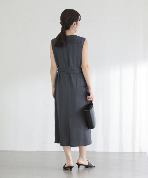La TOTALITE（ラトータリテ）の「【洗える】ジレ2WAYワンピース（ワンピース・レディース・ホワイト/チャコールグレー・38/36）」の5枚目の写真