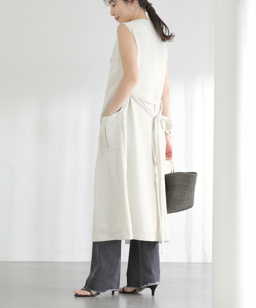 La TOTALITE（ラトータリテ）の「【洗える】ジレ2WAYワンピース（ワンピース・レディース・ホワイト/チャコールグレー・38/36）」の13枚目の写真