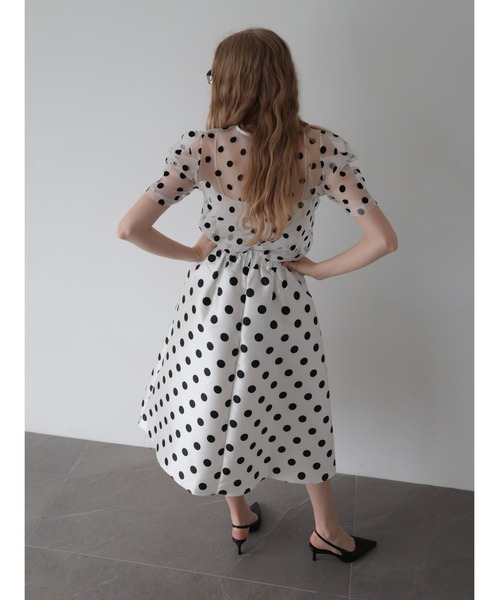 AMOMMA(アモマ)の「VOLUME FLARE DOT SKIRT(スカート・レディース・アイボリー/ブラック・FREE)」の6枚目の写真