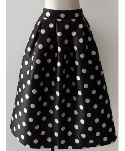 AMOMMA(アモマ)の「VOLUME FLARE DOT SKIRT(スカート・レディース・アイボリー/ブラック・FREE)」の13枚目の写真