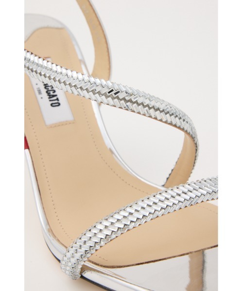 STACCATO(スタッカート)の「ジャスミングリタリングヒールサンダル(サンダル・レディース・シルバー・22.5cm/23cm/23.5cm/24cm)」の9枚目の写真