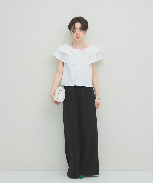 ARVELLIA(アルベリア)の「PINTUCK RUFFLE BLOUSE(シャツ/ブラウス・レディース・ホワイト/ブラック・M)」の21枚目の写真