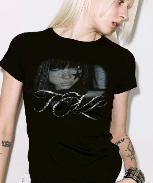 FANCY CLUB(ファンシークラブ)の「【FANCY CLUB】FCL SHADOW DOLL TEE / 【ファンシークラブ】FCLシャドードールグラフィックプリント半袖Tシャツ(Tシャツ/カットソー・レディース・ブラック/ブラック系その他・01/02)」の16枚目の写真