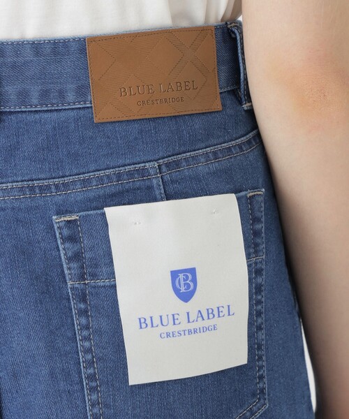 BLUE LABEL CRESTBRIDGE(ブルーレーベルクレストブリッジ)の「【BLUE LABEL DENIM】【接触冷感】ワイドパンツ(デニムパンツ・レディース・ブルー系その他4/ネイビー・40/36/38)」の4枚目の写真