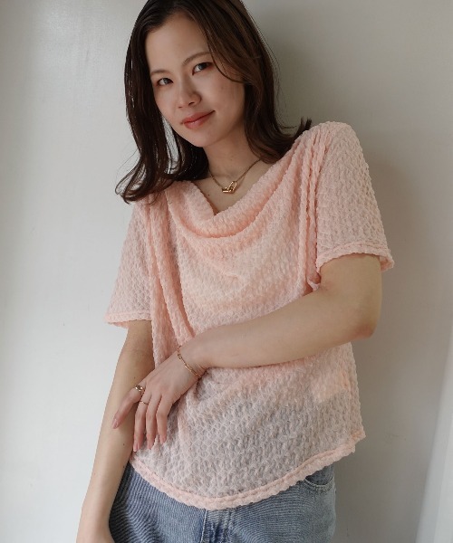 CORNERS（コーナーズ）の「エンボス加工ドレープ半袖Tシャツ（Tシャツ/カットソー・レディース・ブラック/アイボリー/ピンク/ブラウン/オフホワイト・M）」の15枚目の写真