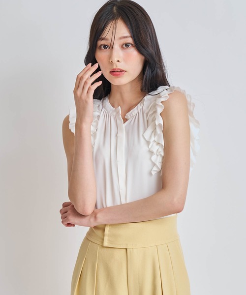 NOELA（ノエラ）の「袖フリルノースリブラウス（シャツ/ブラウス・レディース・オフホワイト/ベージュ/パープル・フリー）」の2枚目の写真