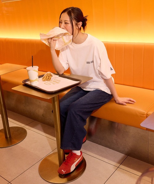 ALAND（エーランド）の「ALAND×MOM'S TOUCH／イラストTシャツ（Tシャツ/カットソー・レディース・ブラック/ホワイト・MEDIUM/LARGE）」の3枚目の写真