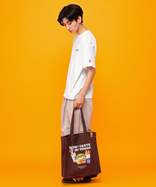 ALAND（エーランド）の「ALAND×MOM'S TOUCH／イラストTシャツ（Tシャツ/カットソー・レディース・ブラック/ホワイト・MEDIUM/LARGE）」の18枚目の写真