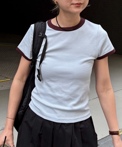feepur（フェピュール）の「ソフトタッチコンパクトリンガーTee（Tシャツ/カットソー・レディース・ブルー/チャコールグレー/アイボリー/ブラウン・MEDIUM）」の14枚目の写真
