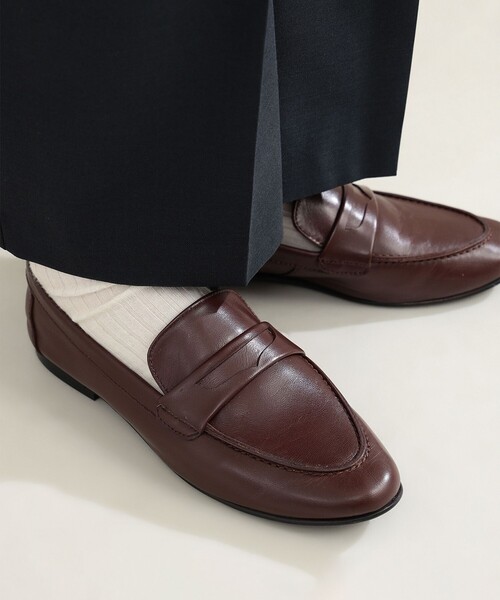 Demi-Luxe BEAMS（デミルクス ビームス）の「CAMINANDO / フラット コイン ローファー（ドレスシューズ・レディース・ブラック/ダークブラウン・8inch/7inch/6inch）」の2枚目の写真