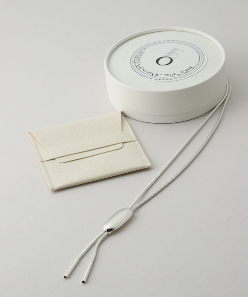 Spick & Span(スピックアンドスパン)の「EO / イオ LOOP TIE NECKLACE(ネックレス・レディース・シルバー・FREE)」の3枚目の写真