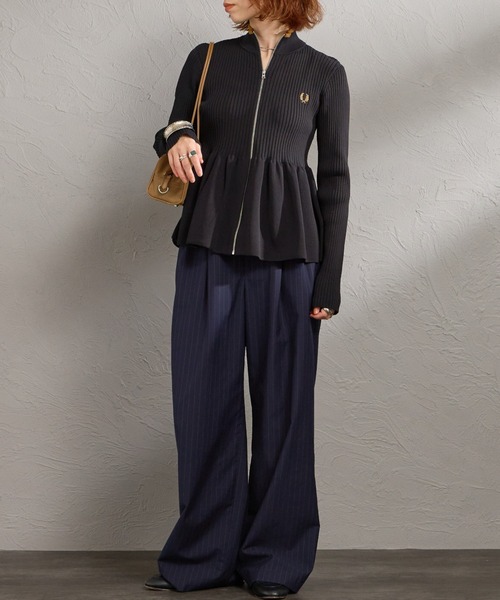 FRED PERRY（フレッドペリー）の「[FRED PERRY/フレッドペリー] ジップスルー ペプラムニットカーディガン（カーディガン/ボレロ・レディース・ブラック・10）」の7枚目の写真