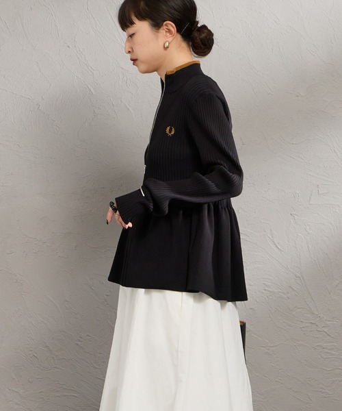 FRED PERRY（フレッドペリー）の「[FRED PERRY/フレッドペリー] ジップスルー ペプラムニットカーディガン（カーディガン/ボレロ・レディース・ブラック・10）」の4枚目の写真