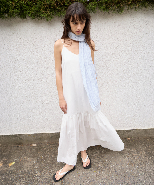 LEVAR(レバー)の「Cotton String Tiered Dress - Off White(ワンピース・レディース・その他・FREE)」の2枚目の写真