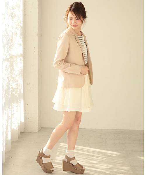 one after another NICE CLAUP(ワンアフターアナザーナイスクラップ)の「【ナイスクラップ】厚底ウェッジサンダル(サンダル・レディース・ベージュ/グレイッシュベージュ/ブラック・LARGE/MEDIUM/SMALL)」の4枚目の写真