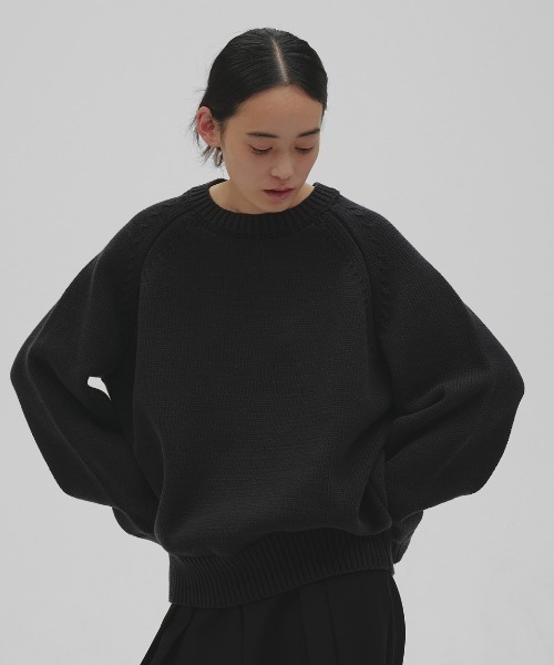 TODAYFUL（トゥデイフル）の「Raglan Knit Pullover（ニット/セーター・レディース・ブラック/ブラウン・FREE）」の4枚目の写真