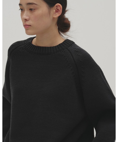 TODAYFUL（トゥデイフル）の「Raglan Knit Pullover（ニット/セーター・レディース・ブラック/ブラウン・FREE）」の6枚目の写真