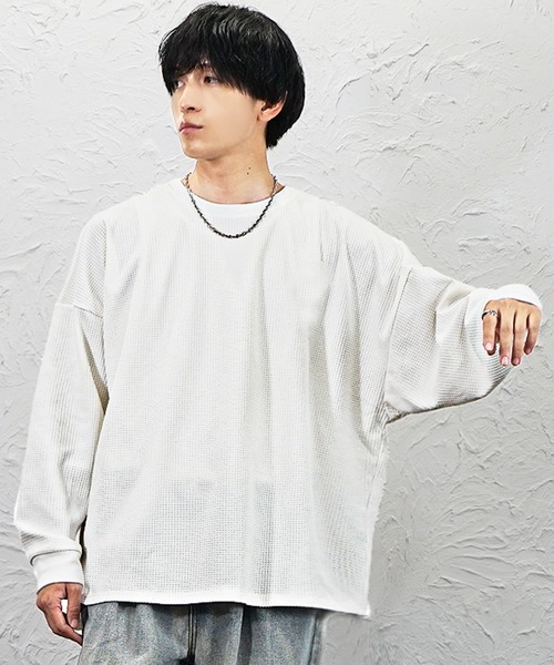 MinoriTY(マイノリティ)の「【MinoriTY】ワッフルビッグドルマンスリットトレーナー(6分袖) メンズ 夏服 ユニセックス(Tシャツ/カットソー・メンズ・ブラック/グレー/アイボリー/ホワイト系その他/グレー系その他/ブラック系その他・S/L/M)」の2枚目の写真