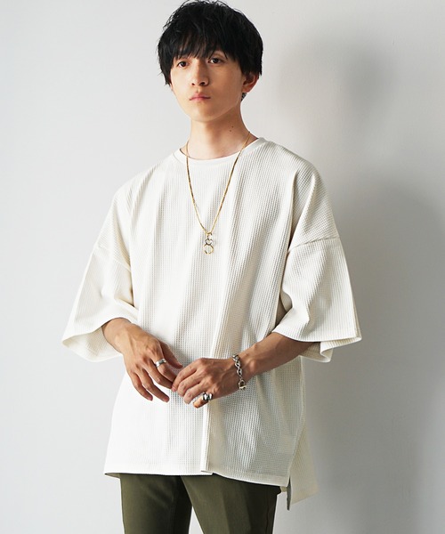MinoriTY(マイノリティ)の「【MinoriTY】ワッフルビッグドルマンスリットトレーナー(6分袖) メンズ 夏服 ユニセックス(Tシャツ/カットソー・メンズ・ブラック/グレー/アイボリー/ホワイト系その他/グレー系その他/ブラック系その他・S/L/M)」の8枚目の写真