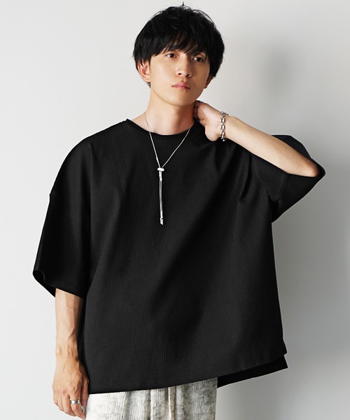 MinoriTY(マイノリティ)の「【MinoriTY】ワッフルビッグドルマンスリットトレーナー(6分袖) メンズ 夏服 ユニセックス(Tシャツ/カットソー・メンズ・ブラック/グレー/アイボリー/ホワイト系その他/グレー系その他/ブラック系その他・S/L/M)」の16枚目の写真
