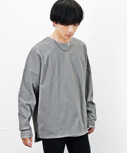 MinoriTY(マイノリティ)の「【MinoriTY】ワッフルビッグドルマンスリットトレーナー(6分袖) メンズ 夏服 ユニセックス(Tシャツ/カットソー・メンズ・ブラック/グレー/アイボリー/ホワイト系その他/グレー系その他/ブラック系その他・S/L/M)」の22枚目の写真