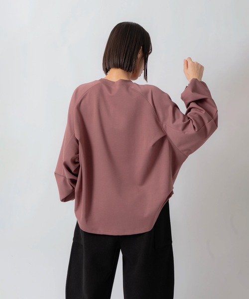 Kelen(ケレン)の「「KELEN / ケレン」ラグランスリーブタックデザイン ポンチトップス(Tシャツ/カットソー・レディース・アイボリー/ダークパープル/ブラック/チャコールグレー・S/M)」の16枚目の写真