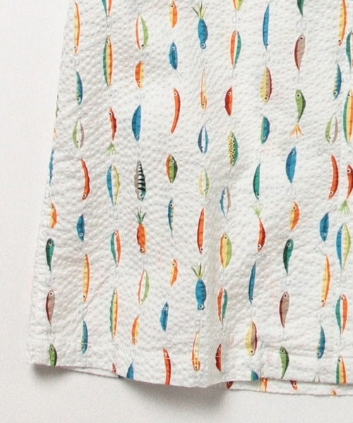 BEAMS BOY（ビームスボーイ）の「BEAMS BOY / ルアー プリント 開襟シャツ（シャツ/ブラウス・レディース・ホワイト/ネイビー・ONE SIZE）」の6枚目の写真