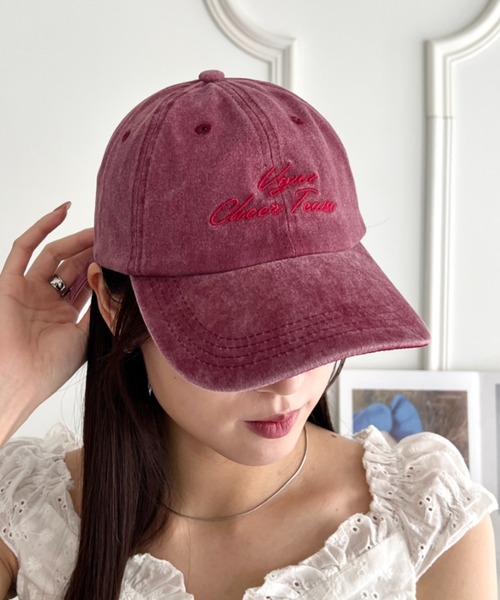 wears(ウェアーズ)の「【ヴィンテージ加工・刺繍ロゴ】ウォッシュドベースボールキャップ ローキャップ(キャップ・レディース・ブルー/レッド/ブラック/ブラウン・FREE)」の4枚目の写真