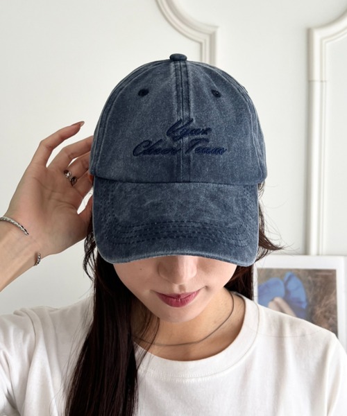 wears(ウェアーズ)の「【ヴィンテージ加工・刺繍ロゴ】ウォッシュドベースボールキャップ ローキャップ(キャップ・レディース・ブルー/レッド/ブラック/ブラウン・FREE)」の3枚目の写真