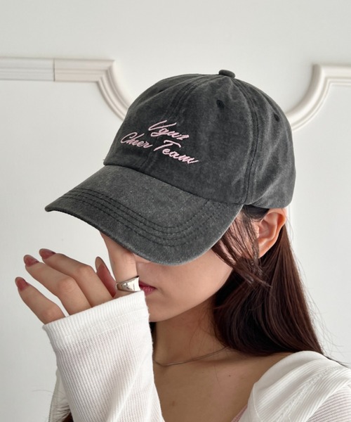 wears(ウェアーズ)の「【ヴィンテージ加工・刺繍ロゴ】ウォッシュドベースボールキャップ ローキャップ(キャップ・レディース・ブルー/レッド/ブラック/ブラウン・FREE)」の8枚目の写真