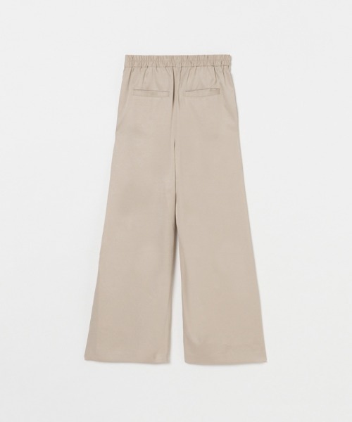 HELIOPOLE(エリオポール)の「SILKY TWILL TUCK STRAIGHT PANTS(その他パンツ・レディース・ベージュ/ブルー・36/38)」の3枚目の写真