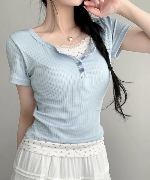 LAFFMO(ラフモ)の「ヘンリーネック小花柄レイヤード半袖カットソー(Tシャツ/カットソー・レディース・ブルー/ベージュ・L/M)」の11枚目の写真