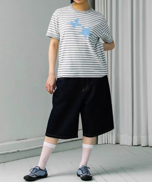 SHERU（シェル）の「マルチボーダー スタープリント Tシャツ　星柄（Tシャツ/カットソー・レディース・ブラック/グレー・M）」の11枚目の写真