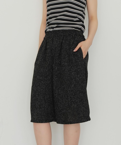 cheriella(シェリエラ)の「【cheriella】ツイードイージーハーフパンツ TWEED EASY HALF PANTS(その他パンツ・レディース・ブラック/ブラウン/グレー・FREE)」の4枚目の写真