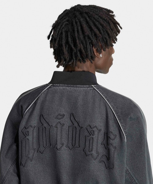 adidas(アディダス)の「adidas/アディダス SST DENIM TRACK TOP スリーストライプ トレフォイル トラックトップ デニムジャケット メンズ ストリート スポーティ 2026年秋冬 秋服 冬服(デニムジャケット・メンズ・ブラック・S/M/L/XL)」の5枚目の写真